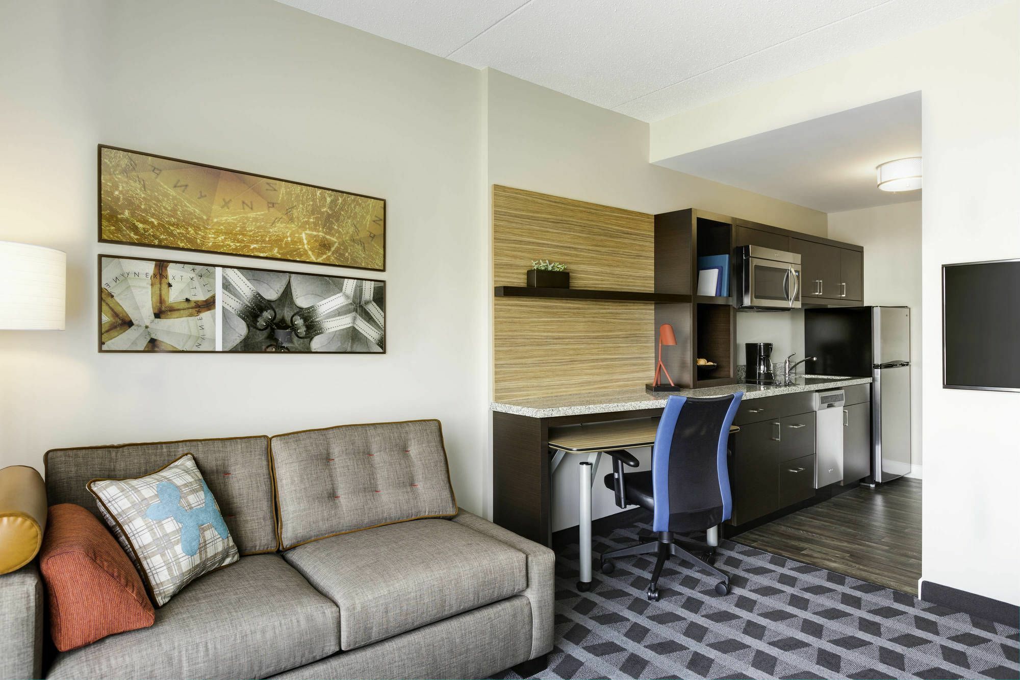 Towneplace Suites By Marriott Phoenix Chandler/Fashion Center Exterior photo